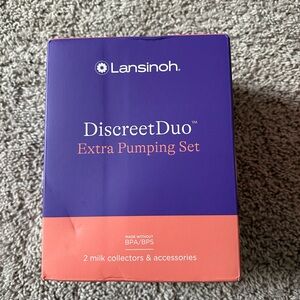Lansinoh DiscreetDuo Pumping Set - Purple and Pink